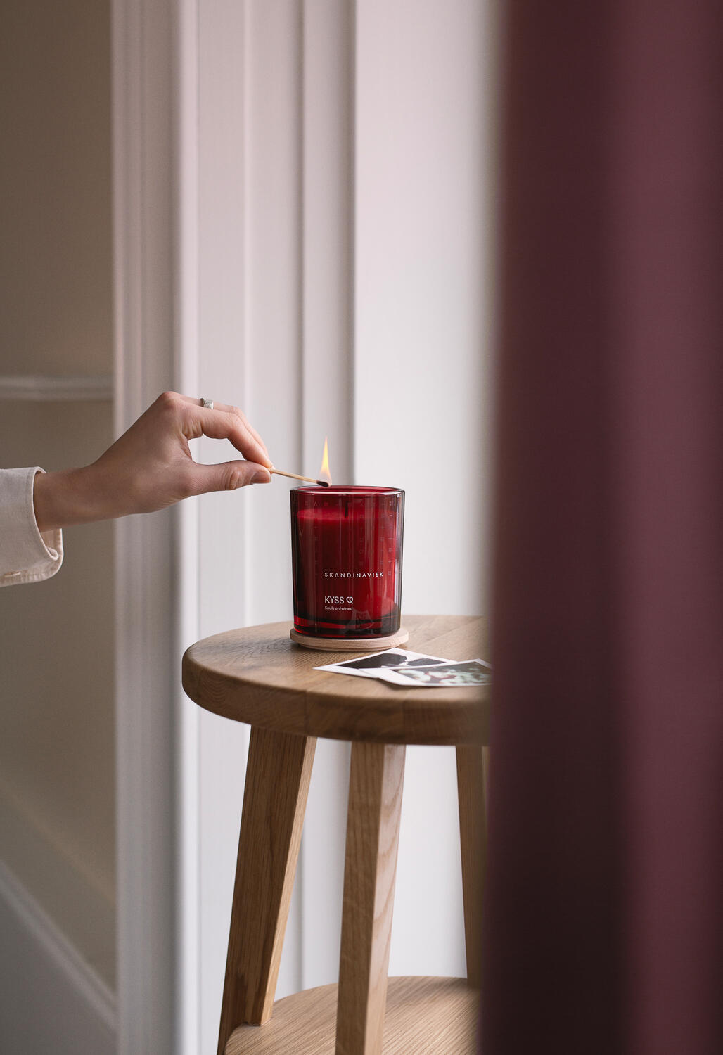 KYSS duftlys, 200g - Cherry red